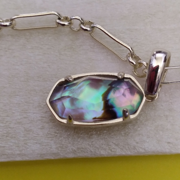 Kendra Scott Elisa Gold or Silver Triple Strand Necklace Lilac or Abalone - Picture 9 of 16